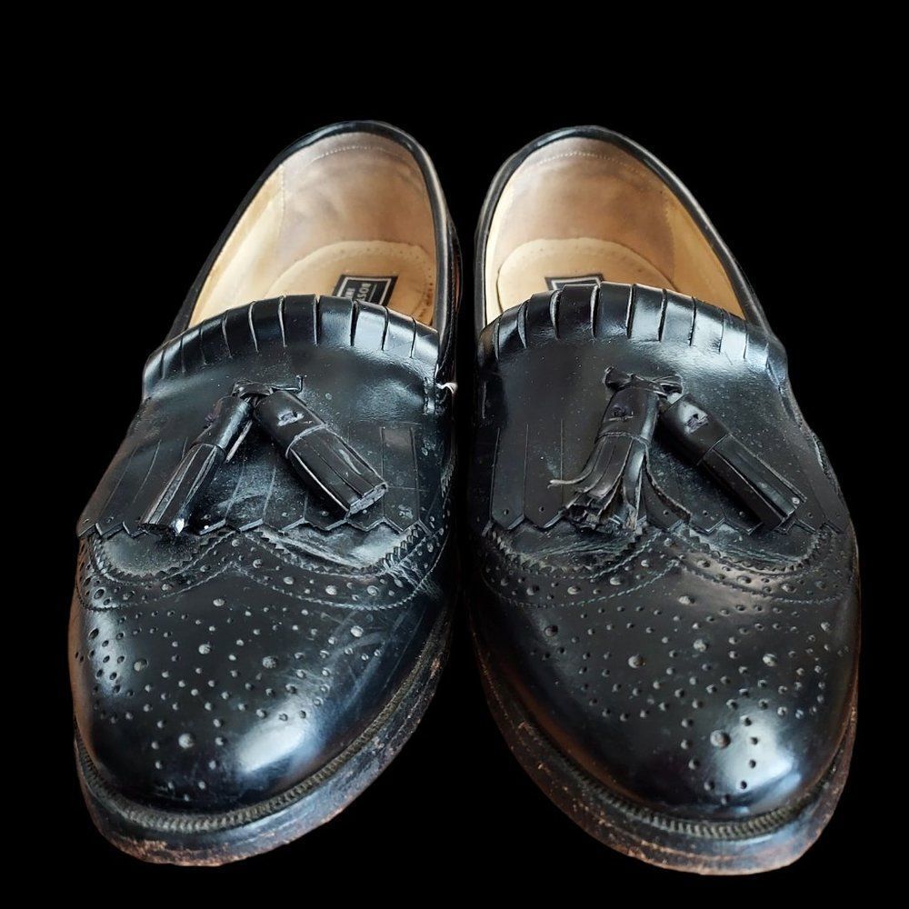 - Bostonian Classics Size 9 1/2 Medium EX COND